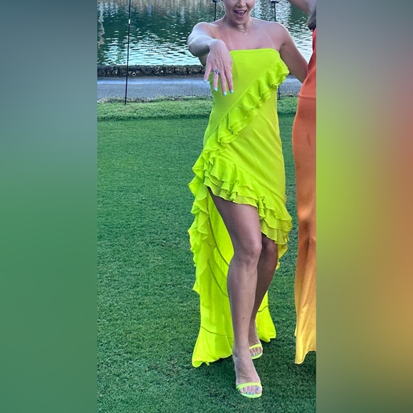 NBD - Nehna Dress XS - worn twice - Picture 5 of 6